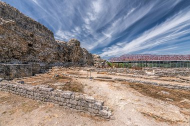 Coimbra, Portekiz 7 Mayıs 2024: Bu Conmbriga kalıntıları Portekiz 'de kazılmış en büyük Roma yerleşimlerinden biridir ve 1910 yılında bir Ulusal Anıt olarak sınıflandırılmıştır..
