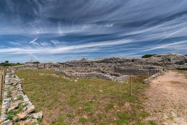 Coimbra, Portekiz 7 Mayıs 2024: Bu Conmbriga kalıntıları Portekiz 'de kazılmış en büyük Roma yerleşimlerinden biridir ve 1910 yılında bir Ulusal Anıt olarak sınıflandırılmıştır..