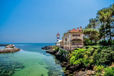 Cascais, Portekiz 20 Nisan 2024: Castro Guimaraes Müzesi Cascaiss Müzesi Mahallesi 'nde en önemli ve simgesel müzelerin bulunduğu bir bölgedir.. 