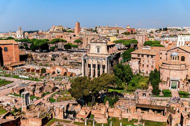 Roma, İtalya Sep 28, 2009: Roma Forumu, antik Roma 'da, çeşitli faaliyetler için çok amaçlı bir alan olarak hizmet veren, kamu hayatının kalbiydi..
