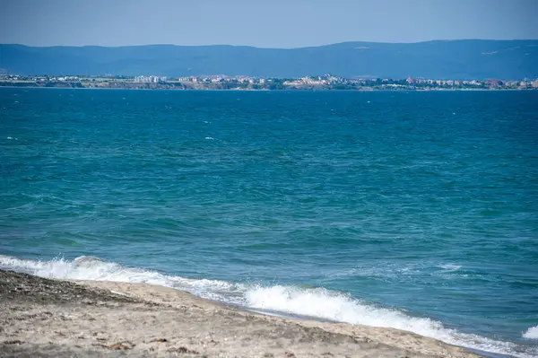 Deniz manzarası ve Akdeniz kıyıları