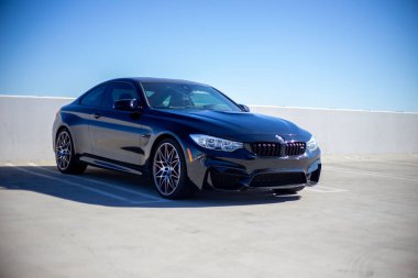 BMW M4 Yarışma Paketi - Rüya Araba