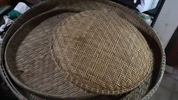 Yiyecek ve Ögeler için el dokuması Bambu Tepsileri