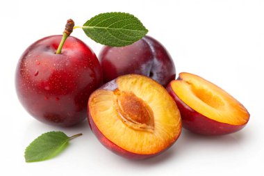 Beyaz yapraklı erik