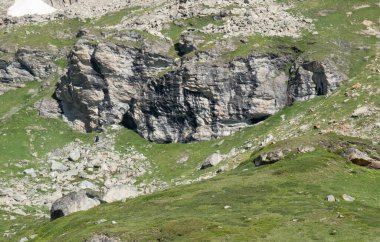 Alpler vadileri. Çoğunlukla Vanoise Vadisi, Fransa 'da çekildi. 7 günlük yürüyüş mesafesinde çekilmiş.. 