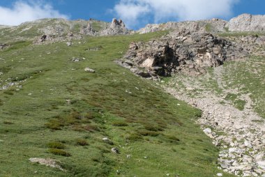 Alpler vadileri. Çoğunlukla Vanoise Vadisi, Fransa 'da çekildi. 7 günlük yürüyüş mesafesinde çekilmiş.. 