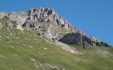 Alpler vadileri. Çoğunlukla Vanoise Vadisi, Fransa 'da çekildi. 7 günlük yürüyüş mesafesinde çekilmiş.. 