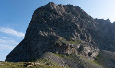 Alpler vadileri. Çoğunlukla Vanoise Vadisi, Fransa 'da çekildi. 7 günlük yürüyüş mesafesinde çekilmiş.. 