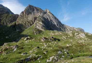 Alpler vadileri. Çoğunlukla Vanoise Vadisi, Fransa 'da çekildi. 7 günlük yürüyüş mesafesinde çekilmiş.. 