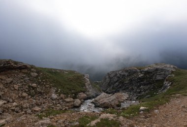 Alpler vadileri. Çoğunlukla Vanoise Vadisi, Fransa 'da çekildi. 7 günlük yürüyüş mesafesinde çekilmiş.. 