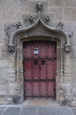 Gotik mimari tasarımı. Kilise cephesi.