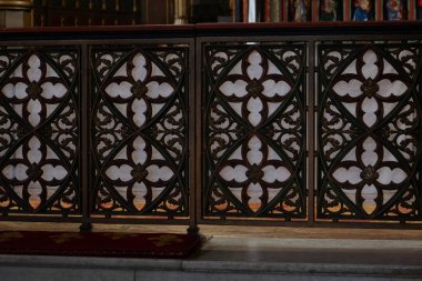 Gotik süsler. Fransa 'da birkaç Gotik anıtta çekilmiş. (Kiliseler ve binalar)