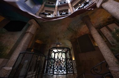 Barcelona Sanat Müzeleri, İspanya 'da. (Mimari modernist).