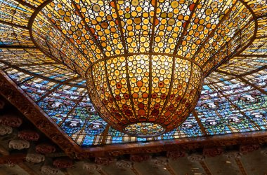 Barcelona Sanat Müzeleri, İspanya 'da. (Mimari modernist).