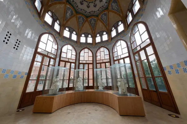 Barcelona Sanat Müzeleri, İspanya 'da. (Mimari modernist).