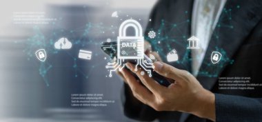 İnsanlar telefon güvenlik taraması koruma kavramı, teknoloji dijital fütüristik, parmak taraması, gizlilik, şifre, siber güvenlik, müşteri bilişim kilitlerini korumak için internet teknolojisi kullanıyorlar. Güvenlik