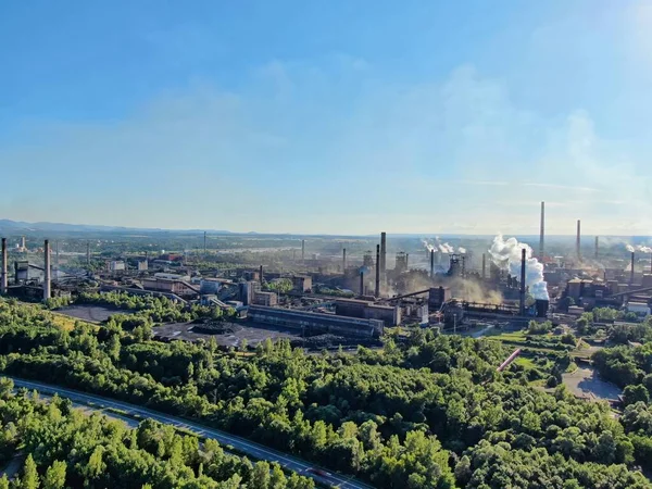 Drohnenaufnahme Eines Großen Stahlwerks Ostrava Der Tschechischen Republik Mit Viel lizenzfreie Stockfotos