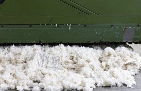 Maszyny Czyszczenia Bawełny Przy Produkcji Tkanin — Zdjęcie stockowe
