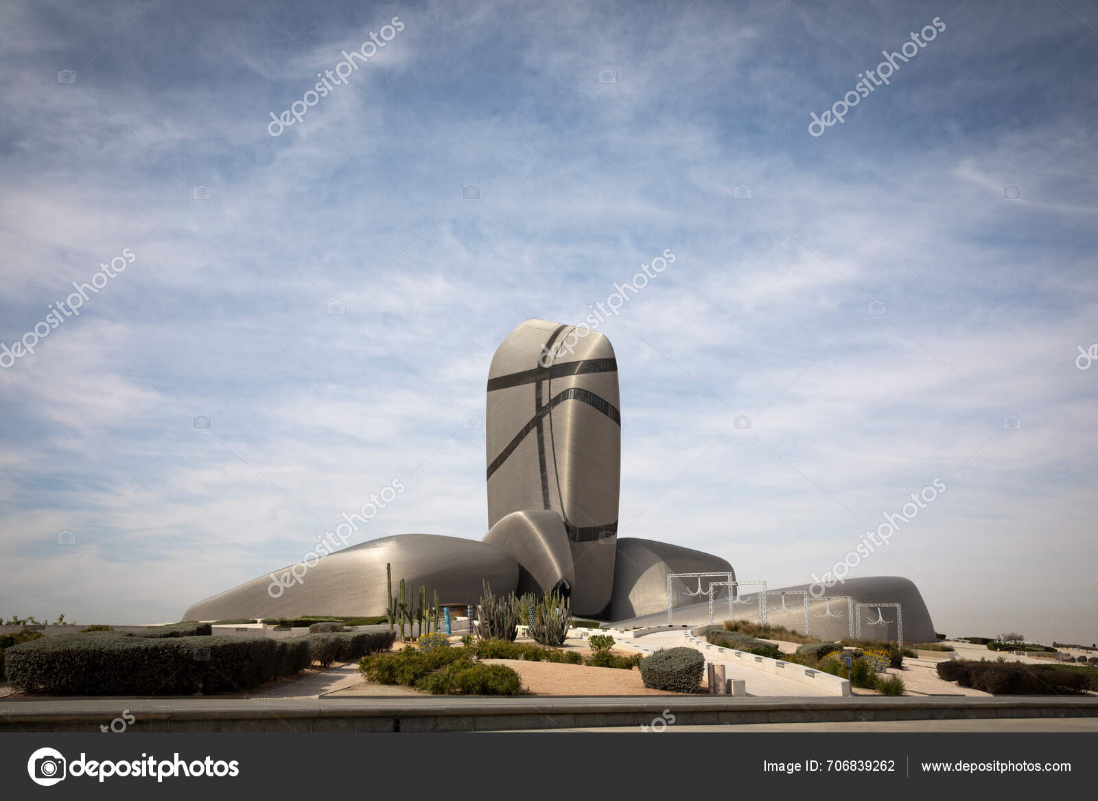 Imágenes de Aramco saudi libres de derechos | DepositPhotos, image size:1600x1167