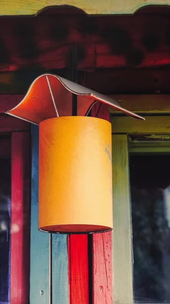 Yellow Retro Interior Light Hanging Wooden Ceiling Accent Retro Lantern — Stock Photo, Image