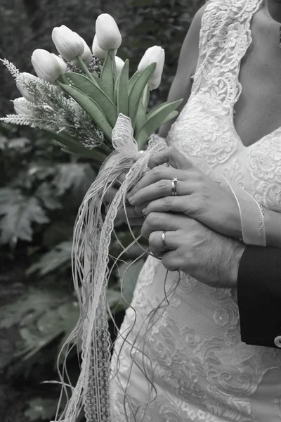 Bride Groom Holding Elegant Modern Autumn Wedding Bouquet Front White — Stock Photo, Image