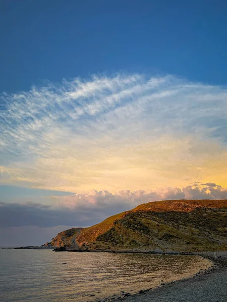 哥卡达土耳其在海滨风景 清澈的大海和美丽的伊尔迪兹科伊海滩落日 因布罗斯岛位于因布罗斯岛上的阿卡迪亚海滩景观 — 图库照片