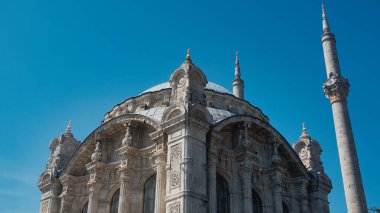 Ortakoy Camii 'nin ayrıntıları, Beikta, İstanbul, Türkiye' deki Byk Mecidiye Camii olarak da bilinir. 1853 'te barok tarzında inşa edilmiş. Osmanlı İmparatorluğu 'nun Rokoko ve Yunan mimari mirası