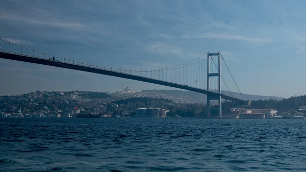 Pohled Most Bosphorus Protější Pobřeží Turné Lodí Pobřeží Ortakoy Istanbulu — Stock fotografie