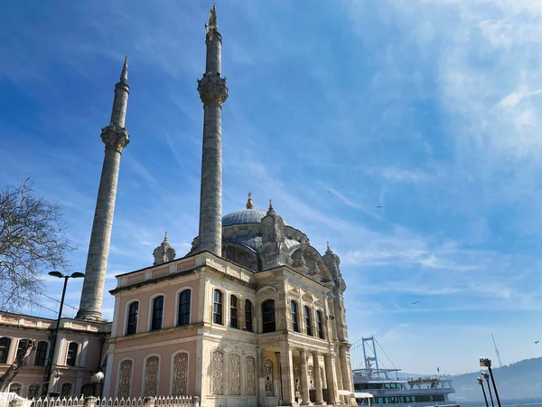 Istambul Turquia Março 2023 Ortakoy Mesquita Também Conhecida Como Grand — Fotografia de Stock