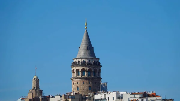 Skyline Cidade Istambul Turquia Beyoglu Distrito Casas Antigas Com Torre — Fotografia de Stock