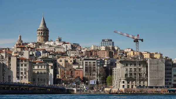 Stambuł Turcja Kwietnia 2023 Wieża Galata Widok Most Galata Dzielnicy — Zdjęcie stockowe