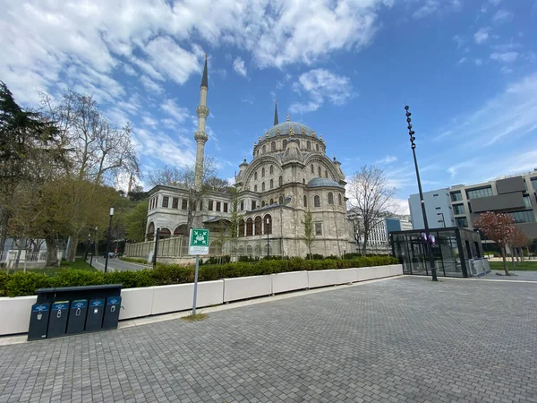 Istambul Turquia Abril 2023 Mesquita Nusretiye Uma Mesquita Ornamentada Localizada — Fotografia de Stock
