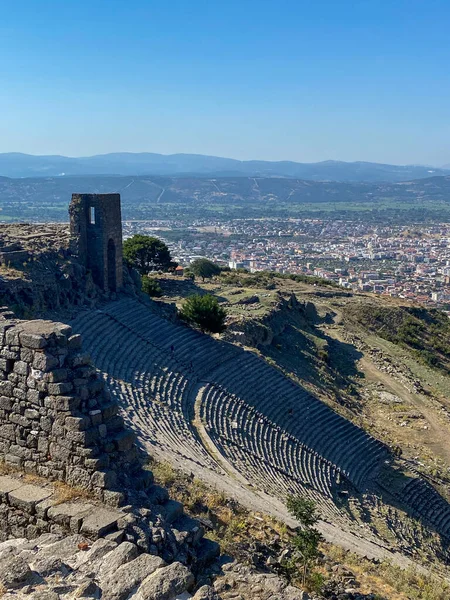トルコのイズミル ベルガマのペルガモン古代都市の円形劇場 ペルガモンのアクロポリス — ストック写真