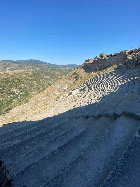 土耳其伊兹密尔Bergama的Pergamon古城剧场 帕加蒙的雅典卫城旧的废墟 — 图库照片