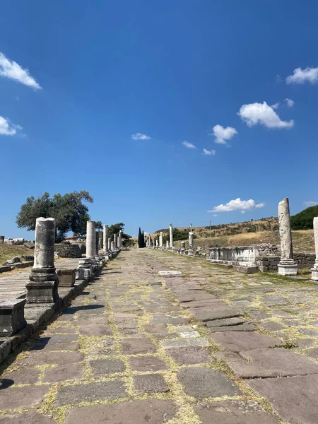 Straat Met Colonnade Asklepion Pergamon Izmir Turkije Eerste Gezondheidscentrum — Stockfoto