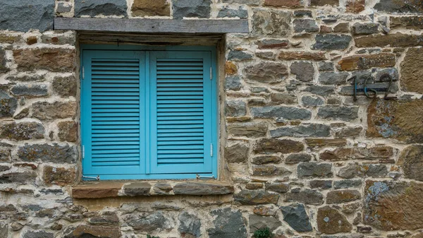 Traditional Mediterranean Aegean Type Stone House Window Blue Blinds — Stock Photo, Image