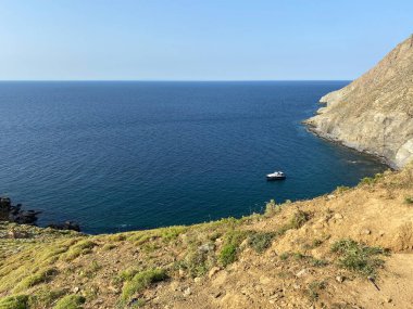 Mavi Körfez (Mavi Koy), Gökceada Yıldız Körfezi 'nin yanındaki su altı milli parkı. Imbros Adası, Canakkale, Türkiye