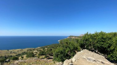 Doğa manzarası. Gökceada (Imbros) kıyı şeridi manzarası. Tepeky köyü, Naralt bölgesi, Ege Türkiye.
