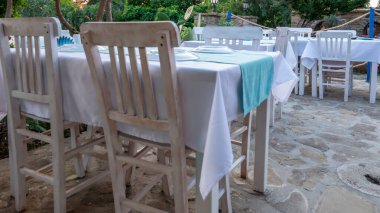 Gökçeada, Çanakkale Türkiye 10 Temmuz 2023 Ahtapot Evi-Octopus Ev Restoranı Turistik balık ve ahtapot restoranı Gkeada 'nın Bademli köyünde yer alıyor.