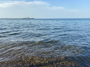 Gökçeada adasındaki Kuzu limanı plajı (Kuzu limani). Türkiye 'nin en büyük adası olan Gökçeada, Çanakkale ilinin bir ilçesidir.