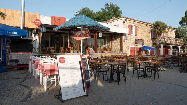 Gokceada Canakkale Turcja Lipca 2023 Widok Turystyczną Kaleky Ulicy Restauracji — Zdjęcie stockowe