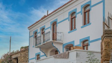 Gökçeada, Türkiye - 5 Ağustos 2023; Tepekoy (Agridia) Göçeada 'nın (Imbros) en ünlü tarihi köyüdür.