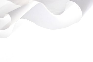 Beyaz kumaşın çırpınışının ve kopya alanı ile beyaz arkaplanda sallanışının üst görünümü