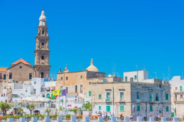 Monopoli'de manzara, Bari Eyaleti, Puglia (Apulia), Güney İtalya.