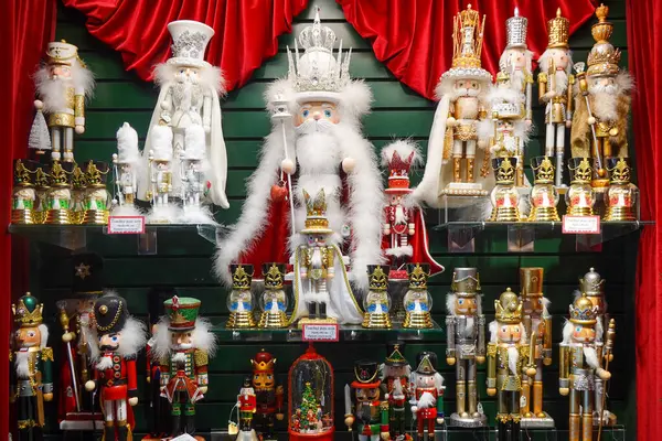 Dini Hediyelik Eşya Dükkanı İç Görünüm