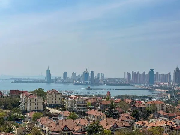 Kıyı Metropolü Solmuş Ufuk 'a doğru uzanıyor