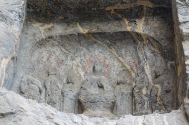 Longmen Grotto Niche 'de İlahlar Meclisi