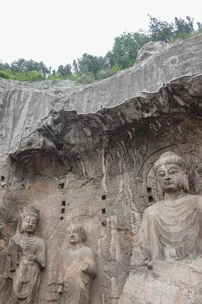 Fengxian Tapınağı Heykellerinin Muazzam Ölçekleri