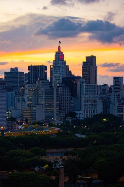Brezilya 'da geceleyin Sao Paulo şehrinin hava manzarası