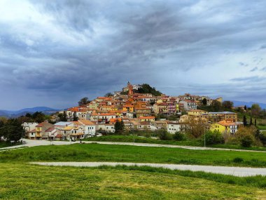 Molise 'deki Duronia' nın tarihi merkezi